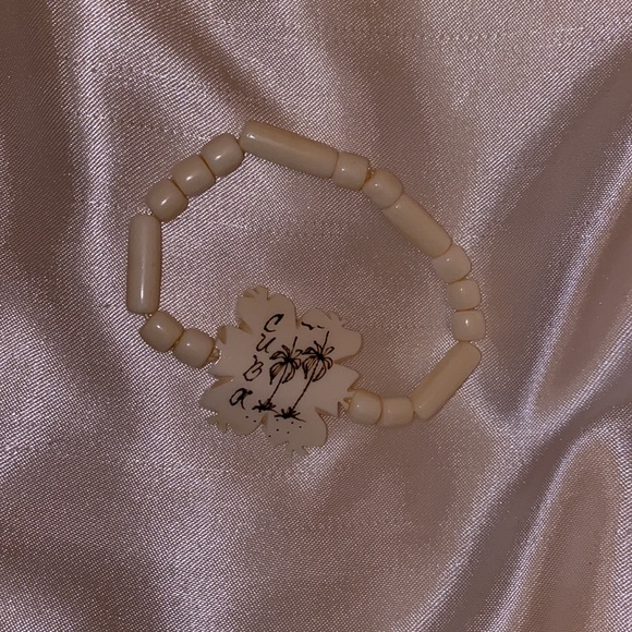 ⚡️STYLISH BRACELET BUNDLE⚡️ - Picture 4 of 4